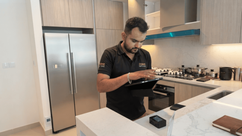 “Snag re-inspection of a Dubai apartment verifying completed repairs on the original snag list”